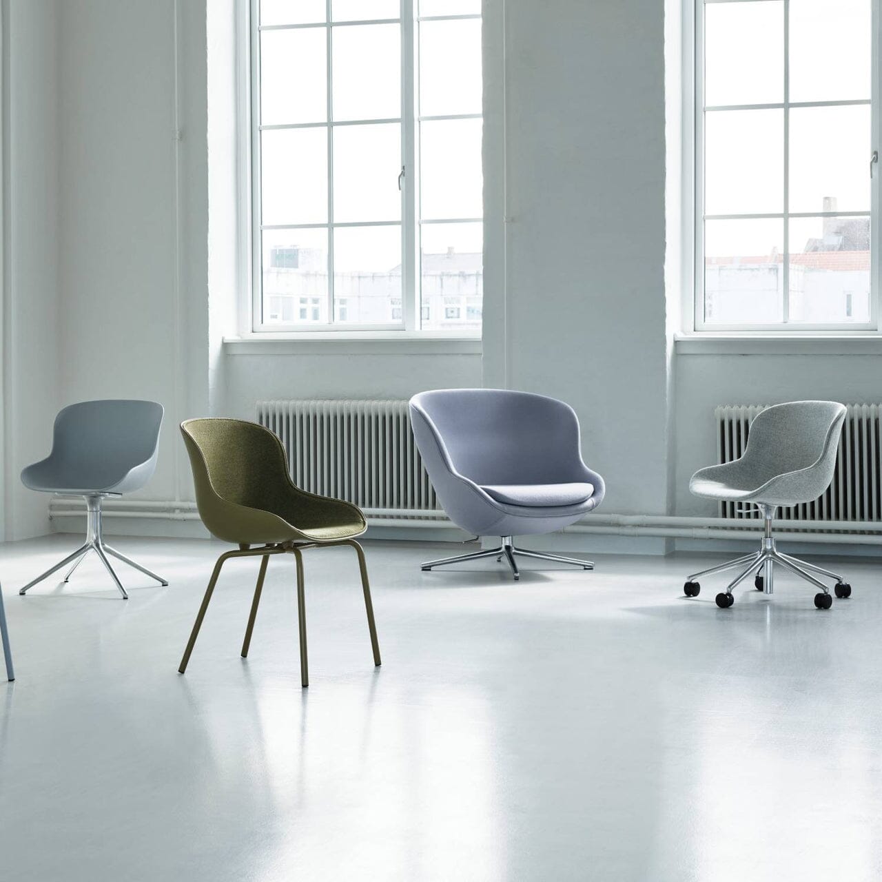 Hyg Lounge Chair Low Swivel Base lounge chair Normann Copenhagen 