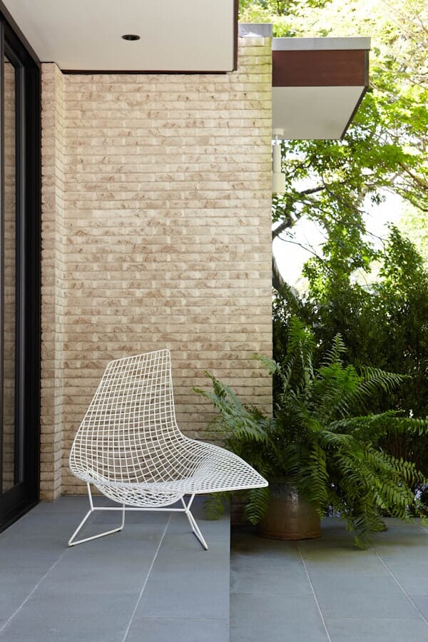 Bertoia Asymmetric Chaise lounge chair Knoll 