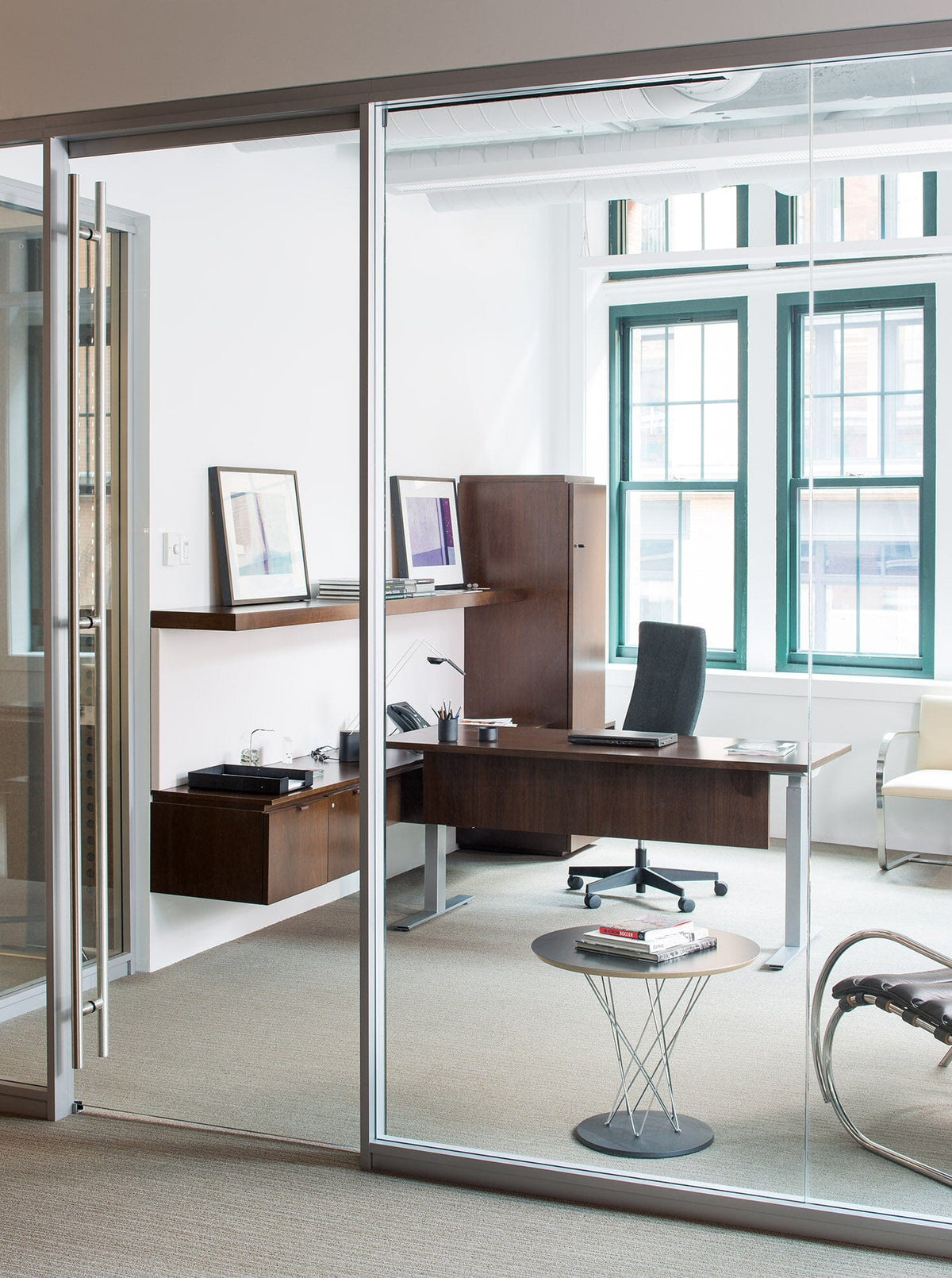 Noguchi Cyclone Side Table side/end table Knoll 