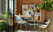 Saarinen Executive Plastic Back Chair With Wood Legs Side/Dining Knoll 