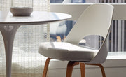 Saarinen Executive Plastic Back Chair With Wood Legs Side/Dining Knoll 