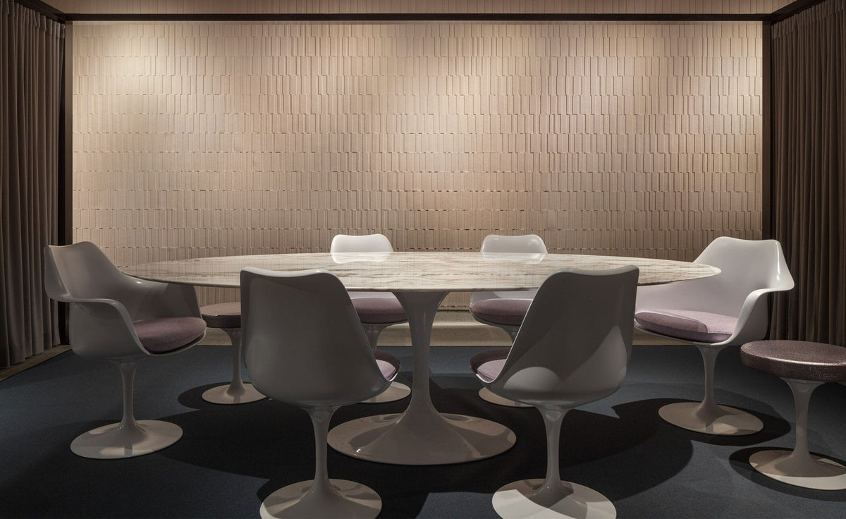 Saarinen Tulip Arm chair lounge chair Knoll 