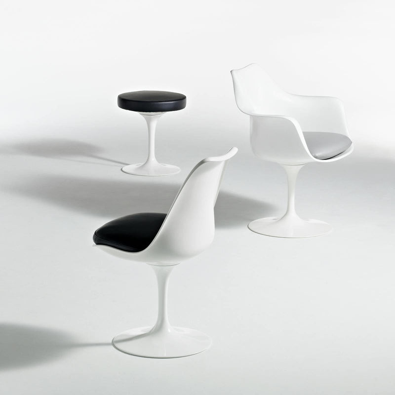 Saarinen Tulip Arm chair lounge chair Knoll 