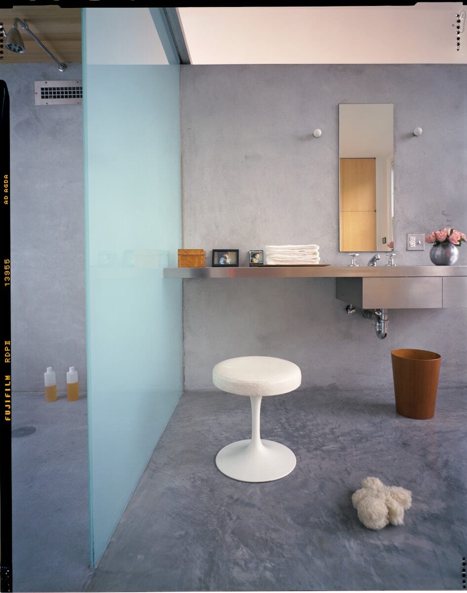 Saarinen Tulip Stool Stools Knoll 