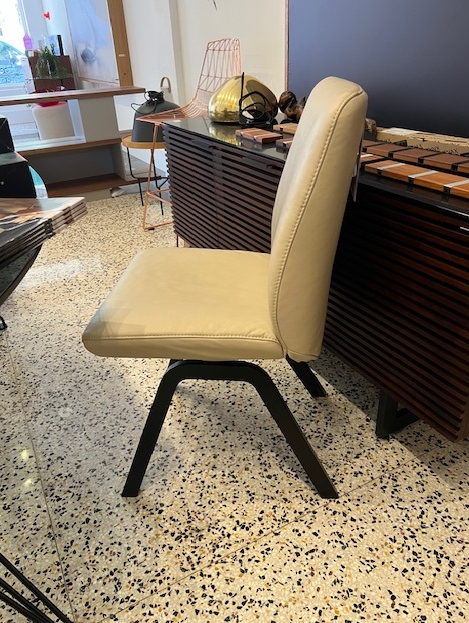 Laurel Low Back no-arms - Black Wood  Base 200- Paloma Fog 37