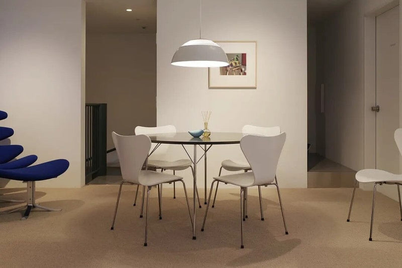 AJ Royal Pendant Light Pendant Lights Louis Poulsen 
