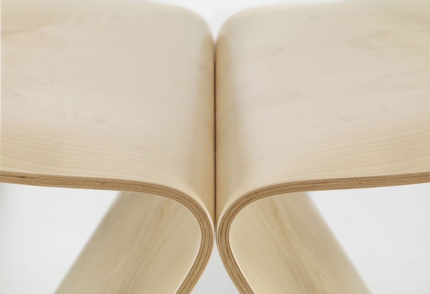Butterfly Stool Stools Vitra 