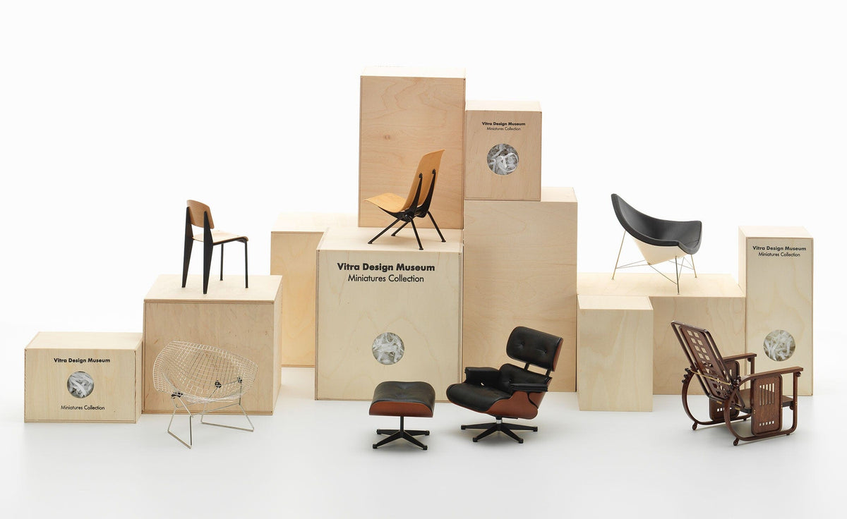 Miniature Garden Chair Art Vitra 