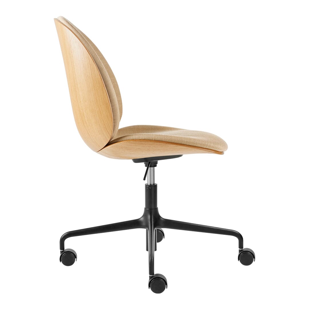 Beetle Meeting Chair 4-Star Base with Castors - Height Adjustable - Front Upholstered - Veneer Shell Chairs Gubi 