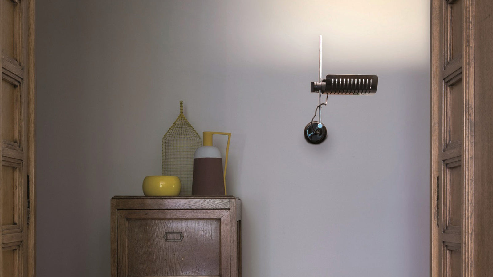 Colombo Wall Sconce 761 wall / ceiling lamps Oluce 