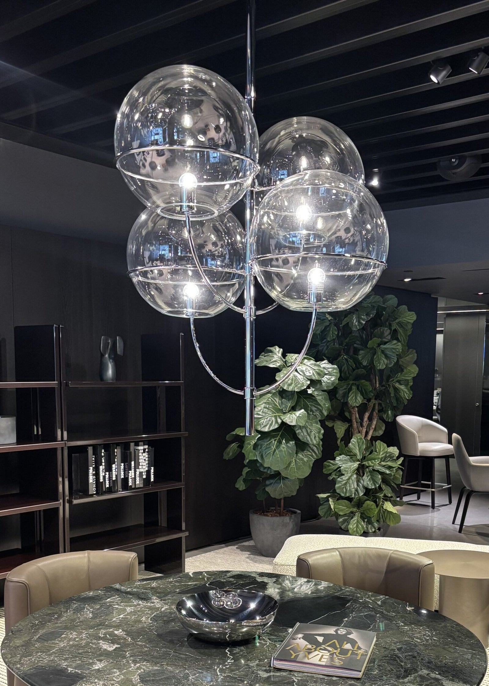 Lyndon 450 Suspension Lamp suspension lamps Oluce 