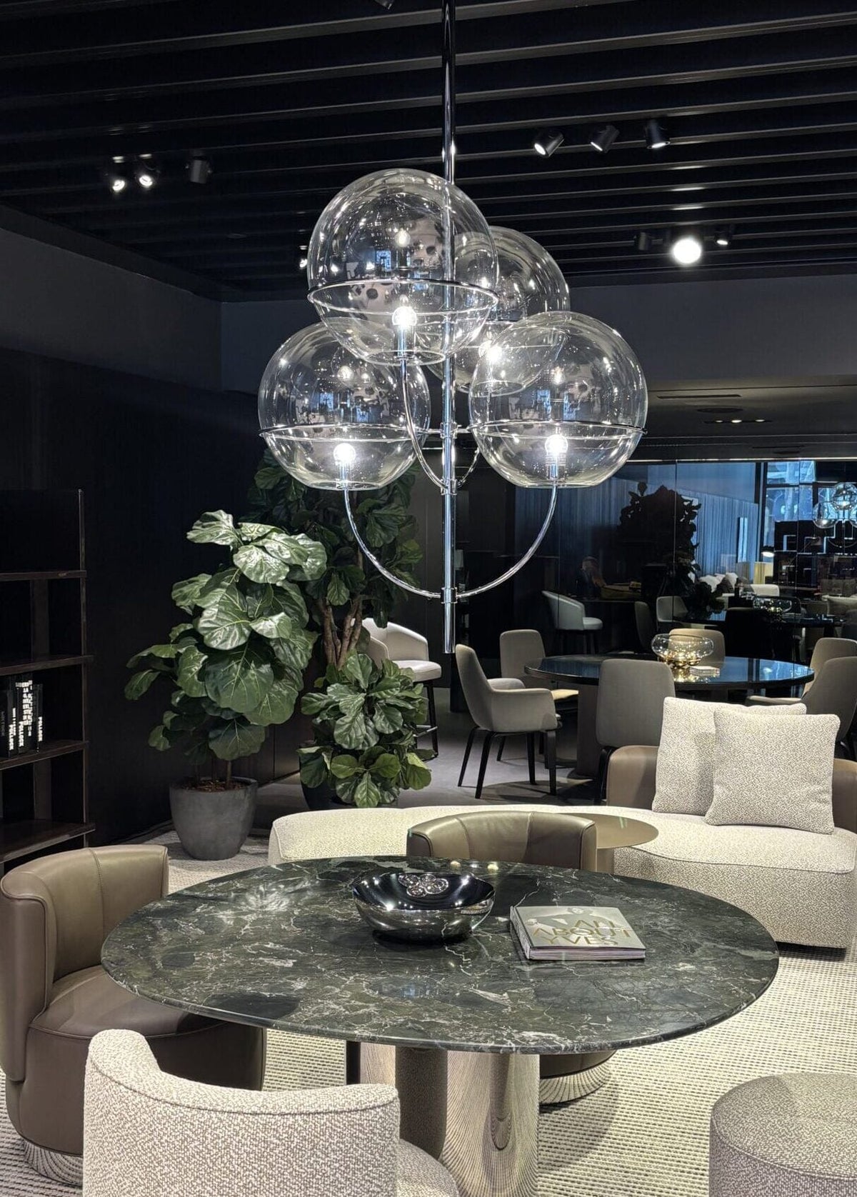 Lyndon 450 Suspension Lamp suspension lamps Oluce 