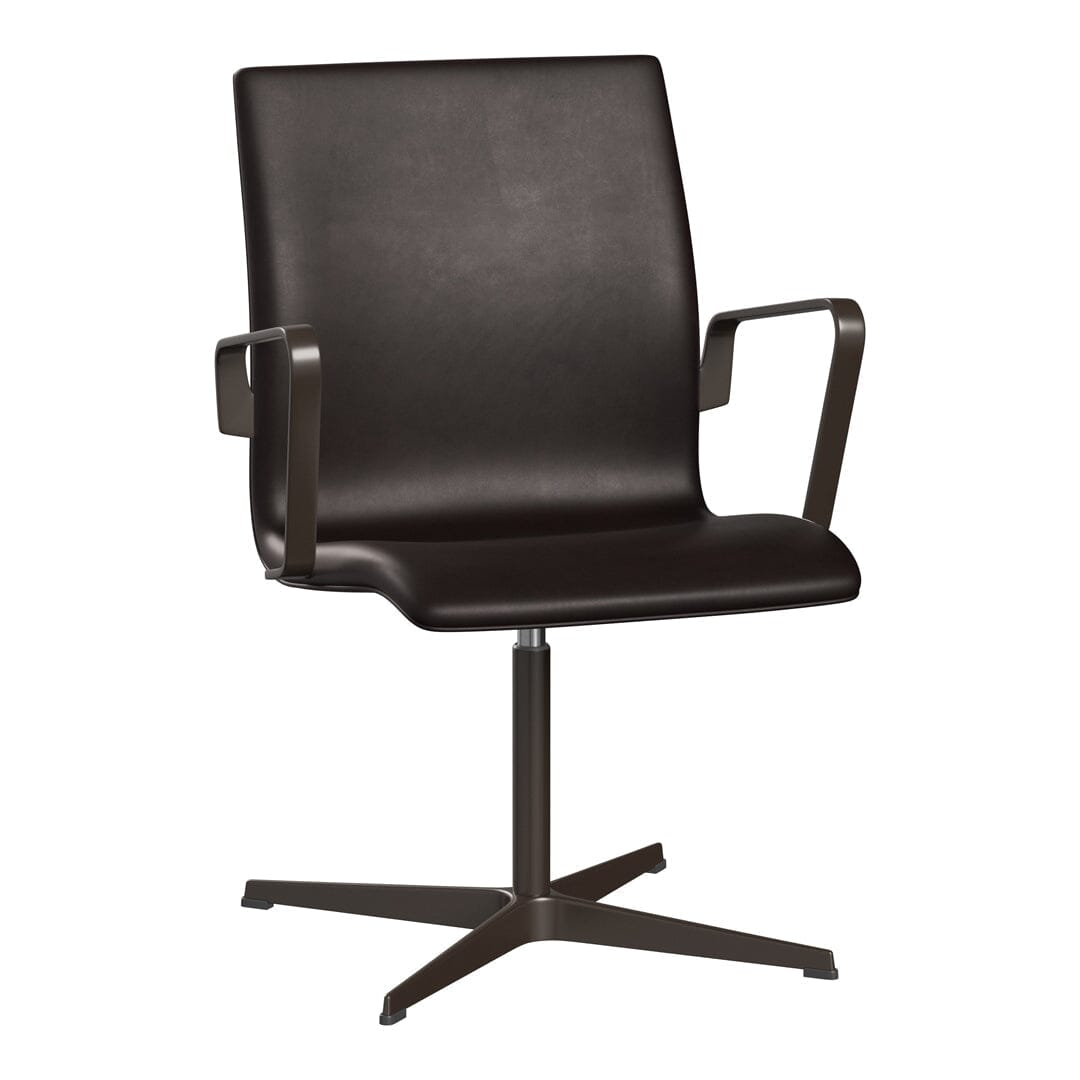 Oxford™ Low Back Chair With 4-Star Base Dining chairs Fritz Hansen 