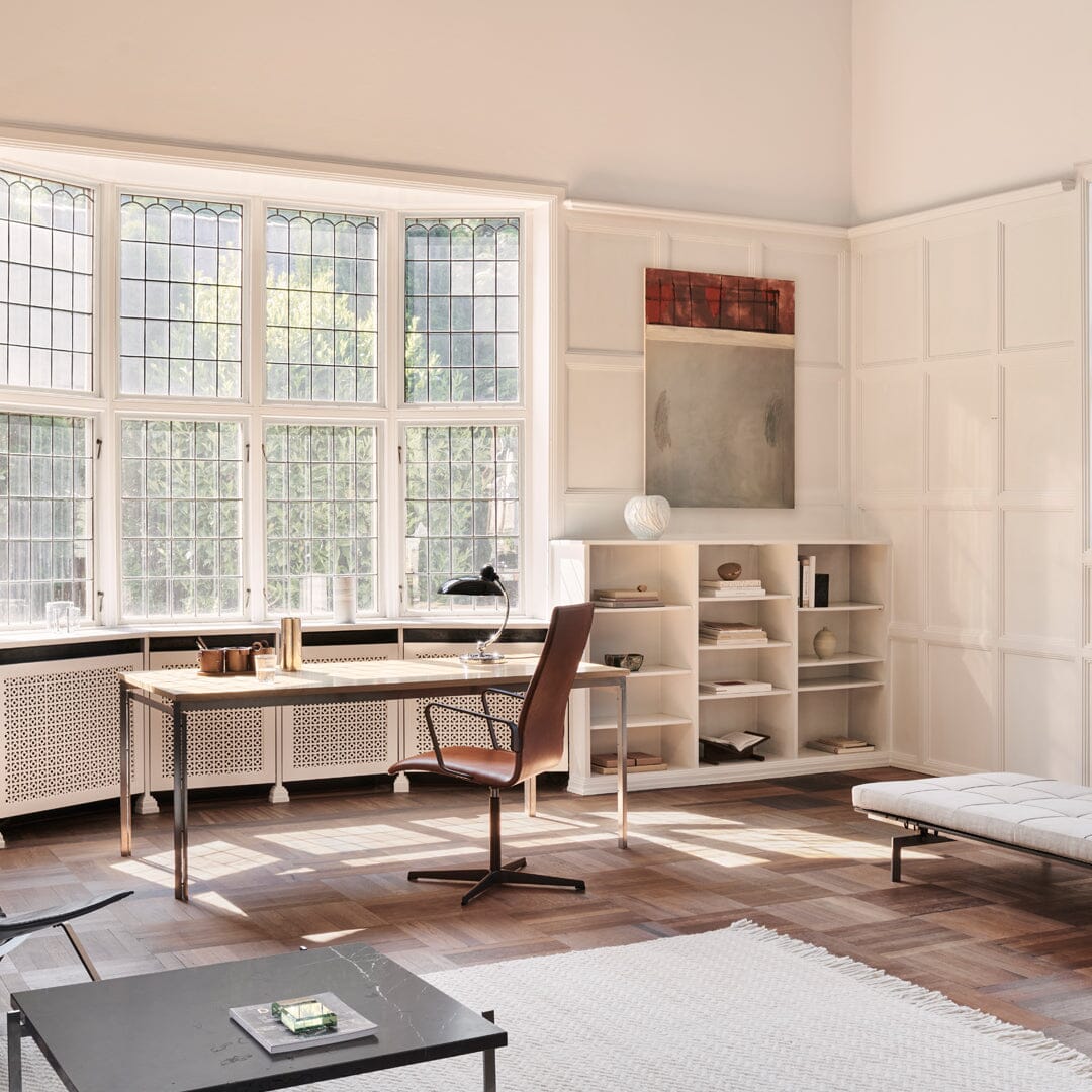 Oxford™ Medium Back Chair With 4-Star Base Dining chairs Fritz Hansen 