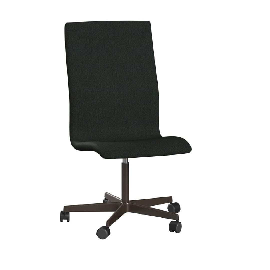 Oxford™ Medium Back Chair With 5-Star Base Dining chairs Fritz Hansen 