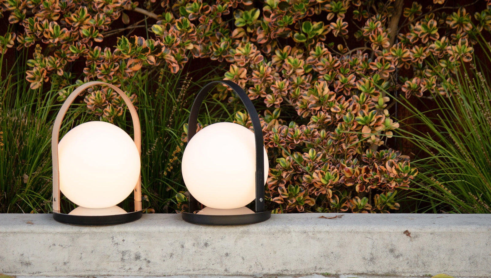 Bola Lantern Table Lamps Pablo 
