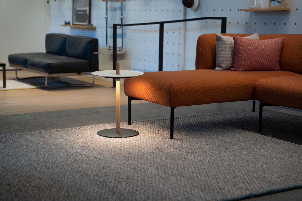 Nivél Pedestal Floor Lamp