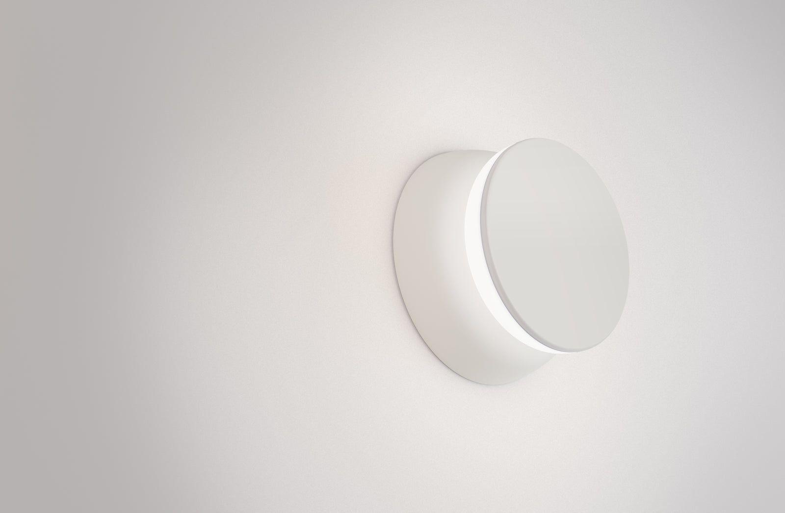 Totem Puck Wall Lamp