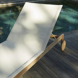 Pelago Outdoor Sunbed chaise lounge Skagerak by Fritz Hansen 