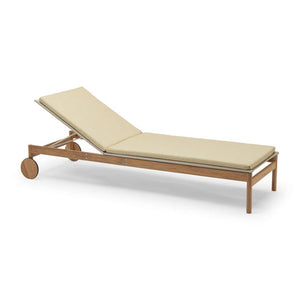 Pelago Outdoor Sunbed chaise lounge Skagerak by Fritz Hansen Without Armrests Honey Yellow Cushion 