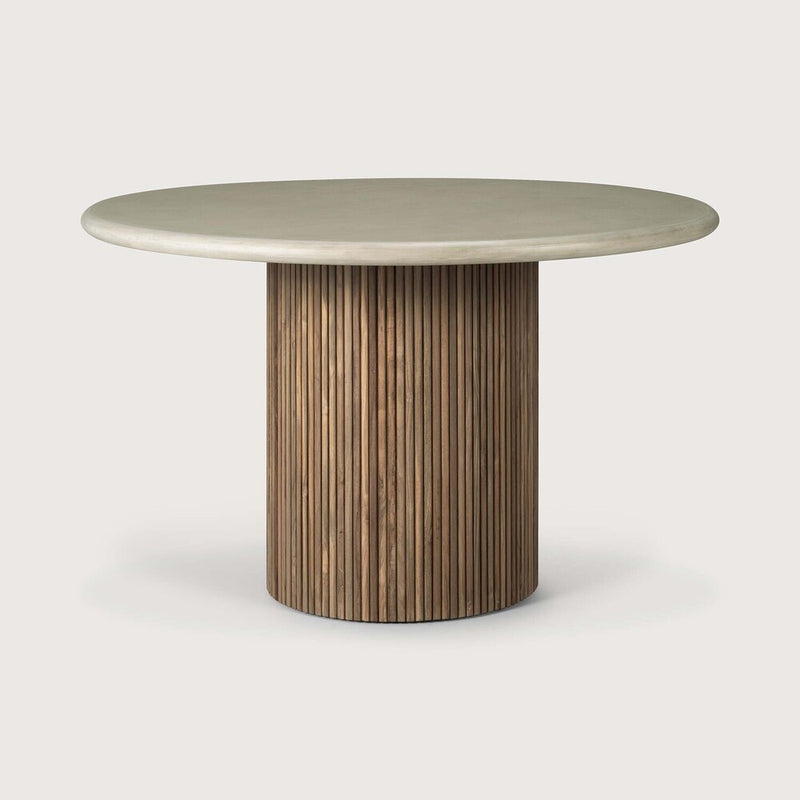 Roller Max outdoor dining table