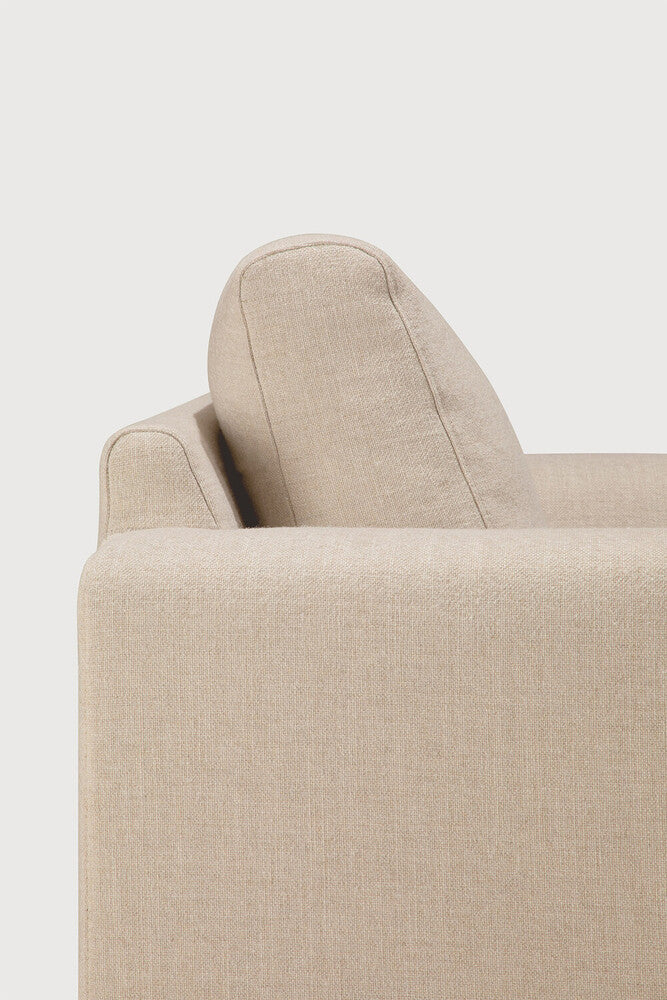 Ease lounge chair