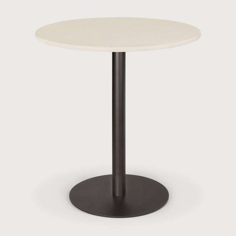 Blend dining table