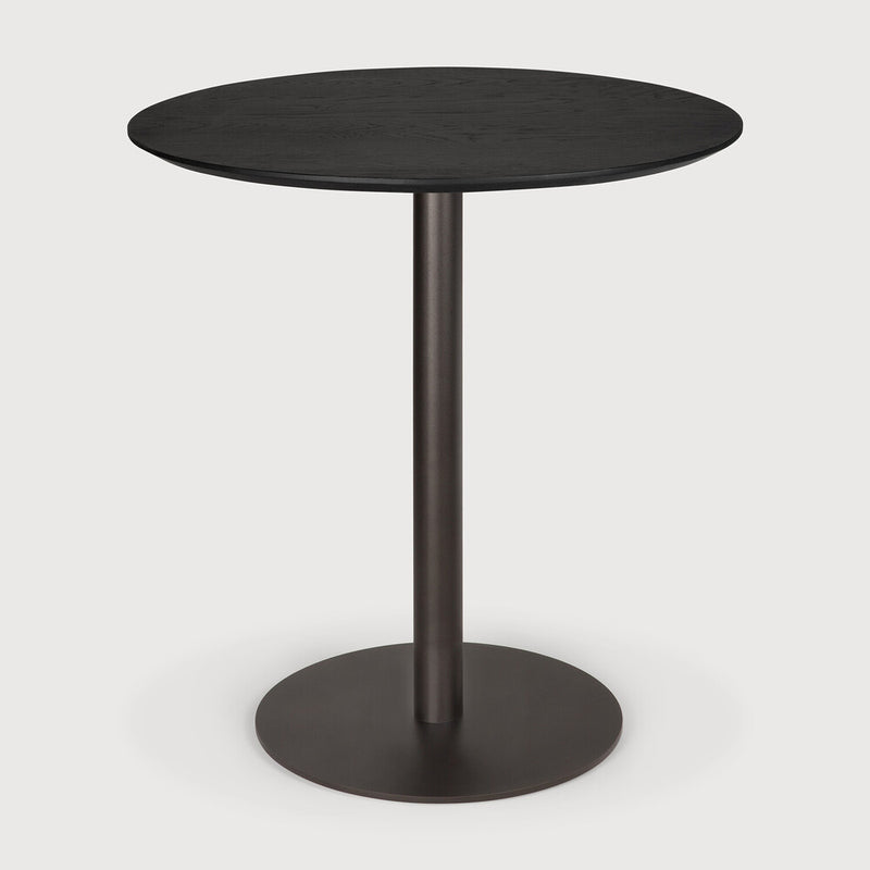 Blend dining table