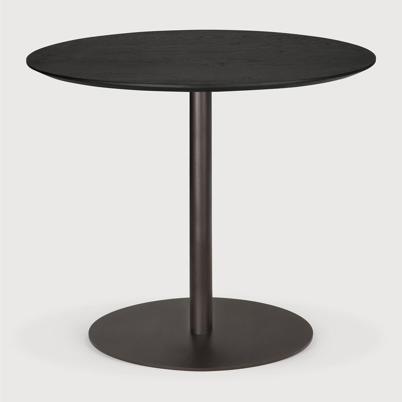 Blend dining table