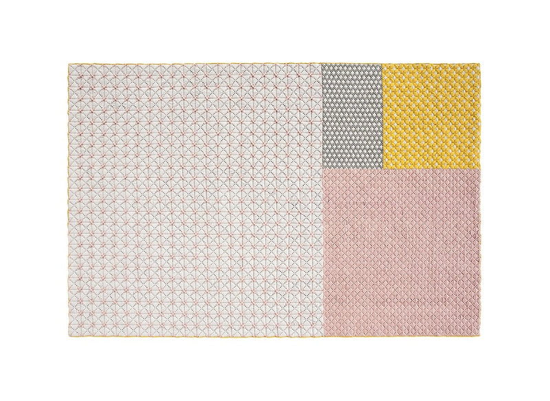 Silai Rug Pillows Gan 
