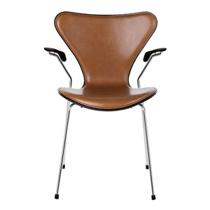 Series 7 Arm Chair Front Upholstered Dining chairs Fritz Hansen 