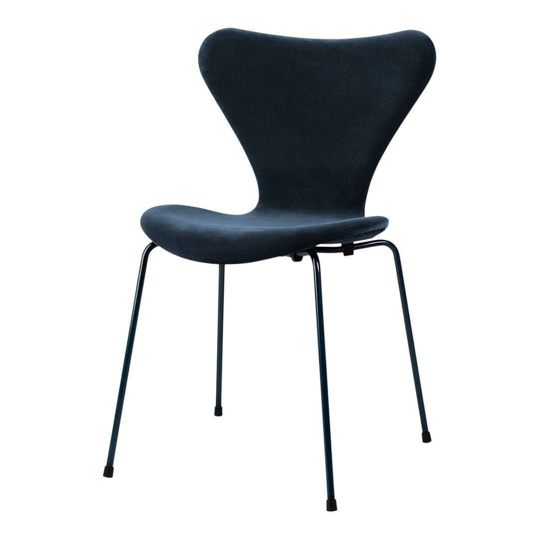 Series 7 Side Chair Full Upholstered Chairs Fritz Hansen 