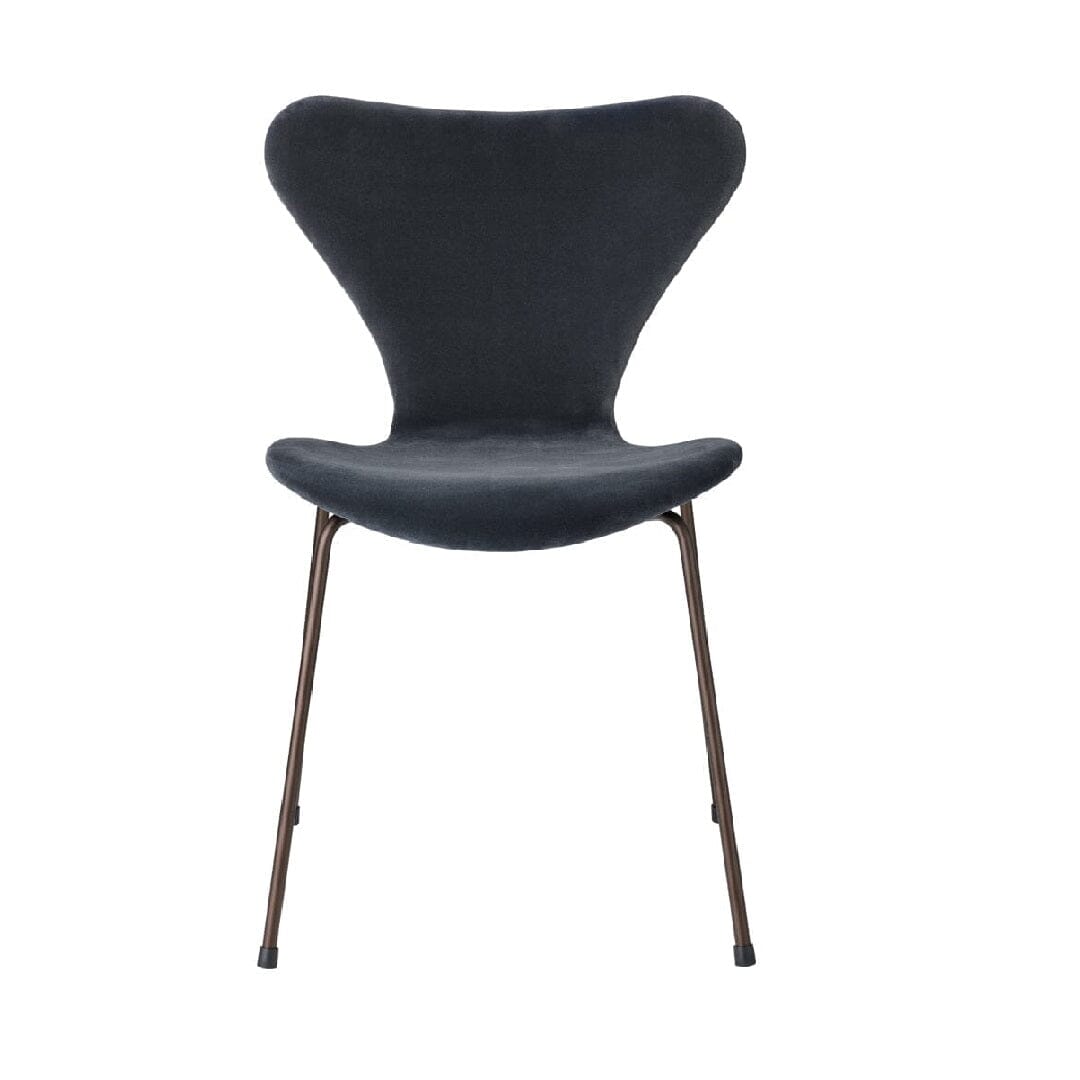 Series 7 Side Chair Full Upholstered Chairs Fritz Hansen 