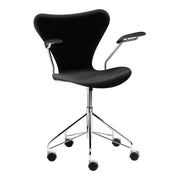 Series 7 Swivel Arm Chair Full Upholstered Dining chairs Fritz Hansen 