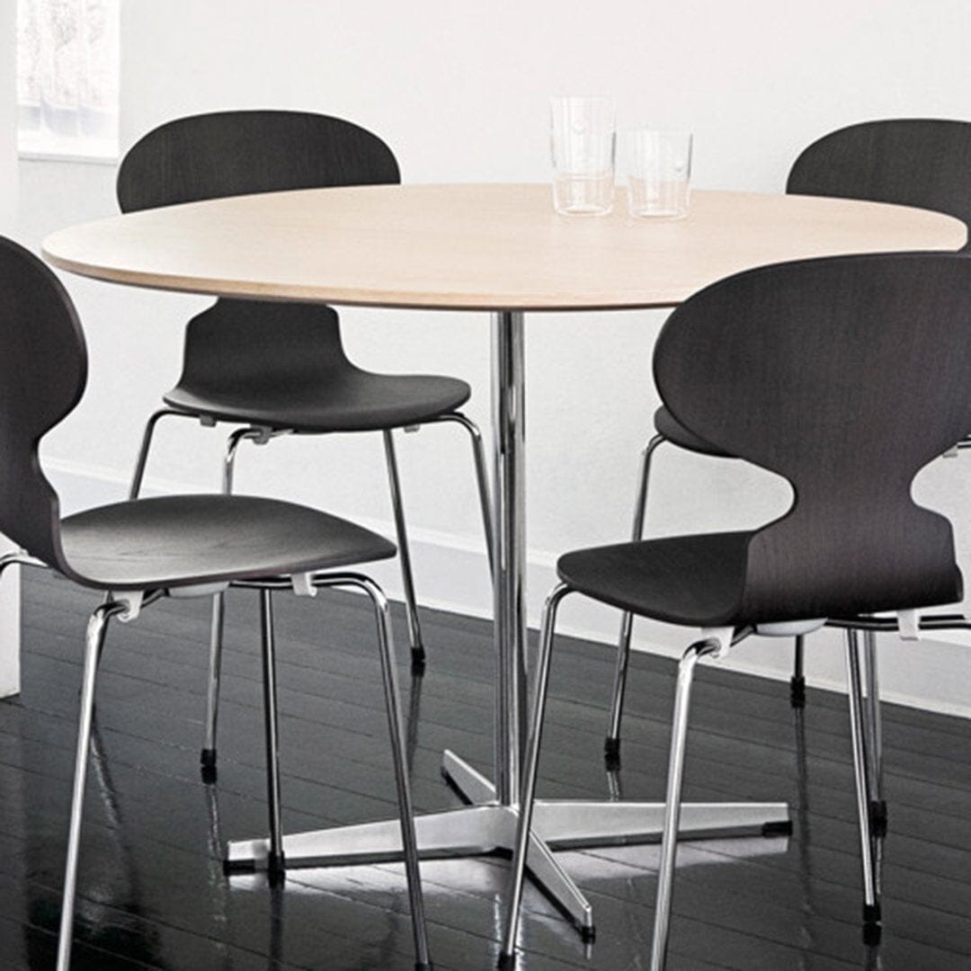 Supercircular Pedestal Table Dining Tables Fritz Hansen 