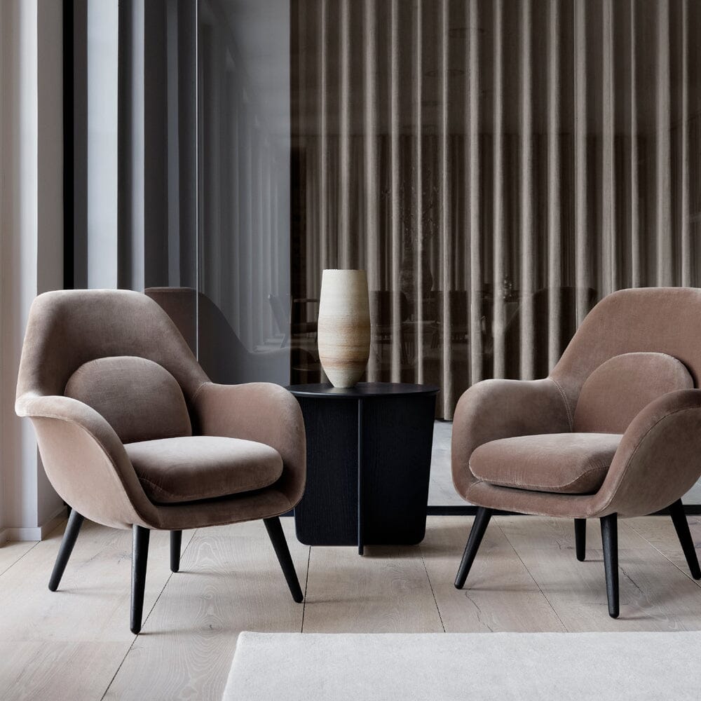 Swoon Petit Lounge Chair With Wood Base lounge chairs Fredericia 