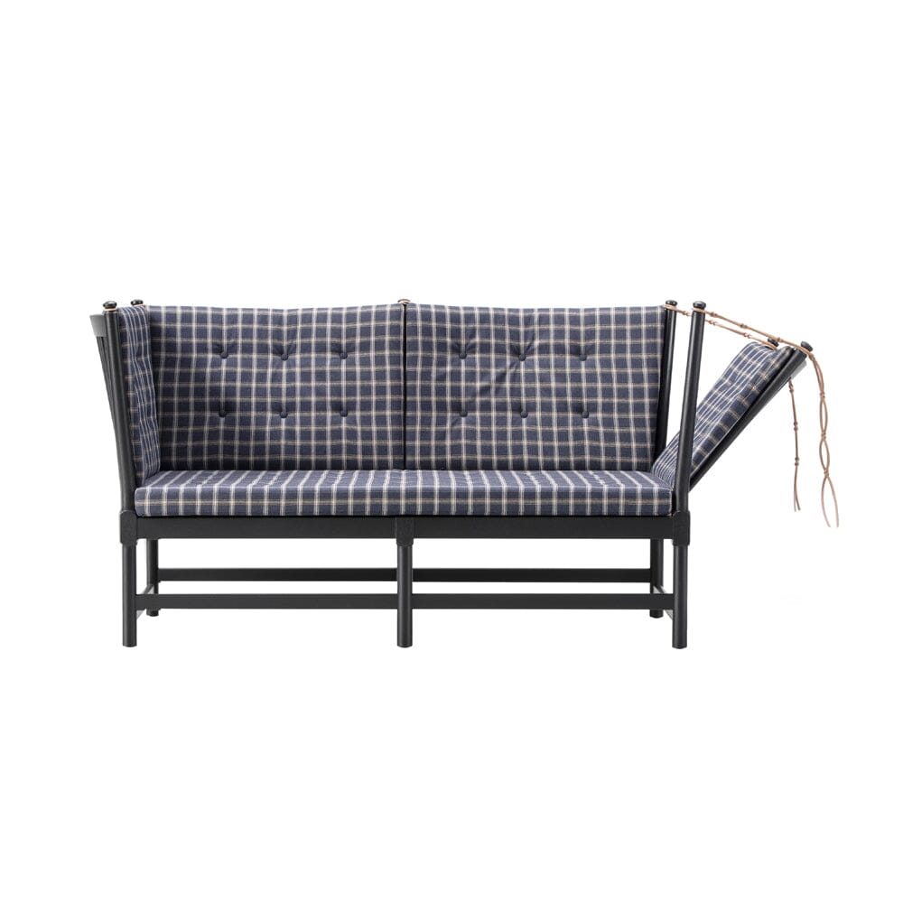 The Spoke-Back Sofa sofa Fredericia 