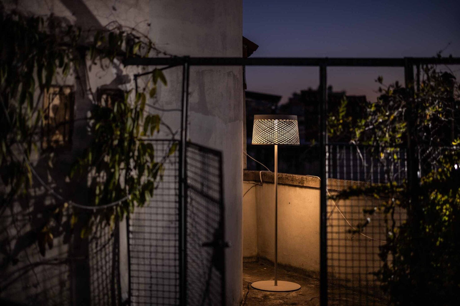 Twiggy Grid Reading Floor Lamp Floor Lamps Foscarini 