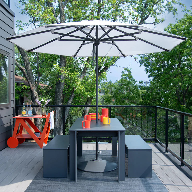 Octagon Loll Umbrella + Base
