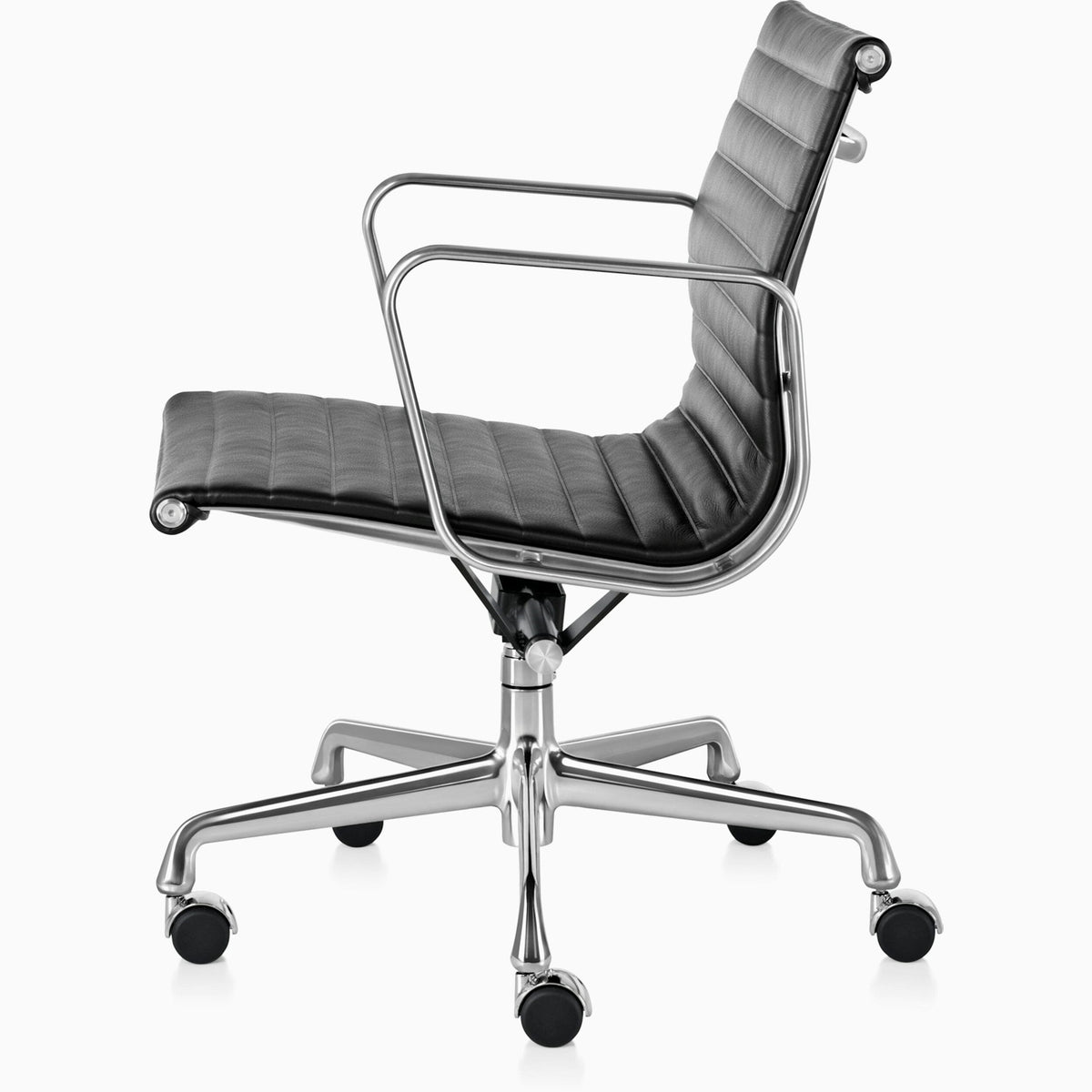 Eames Aluminum Group Management Chair task chair herman miller 