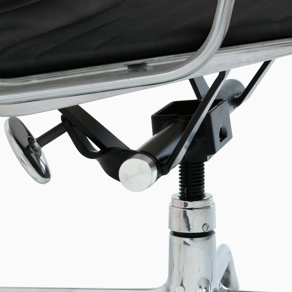 Eames Aluminum Group Management Chair task chair herman miller 