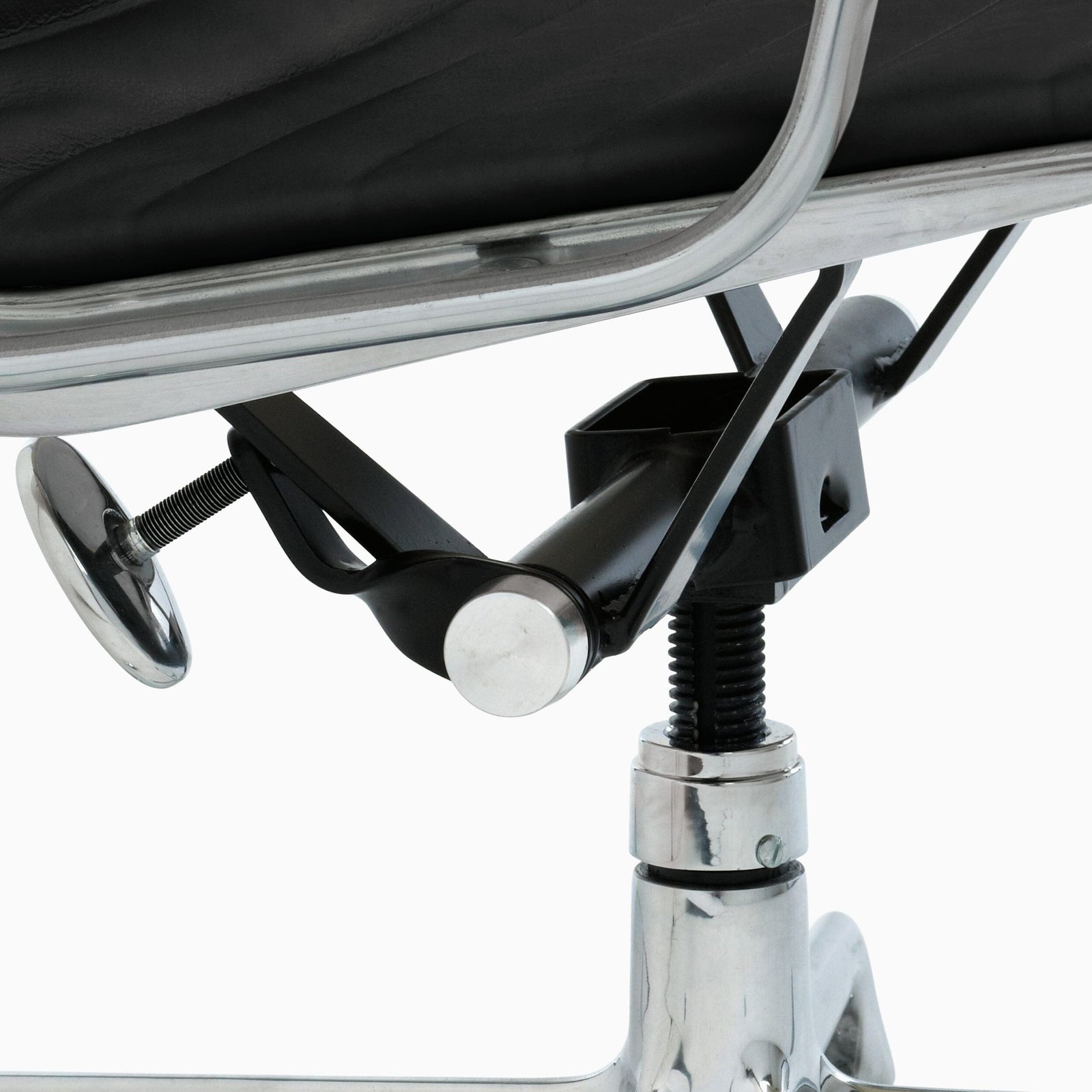 Eames Aluminum Group Management Chair task chair herman miller 