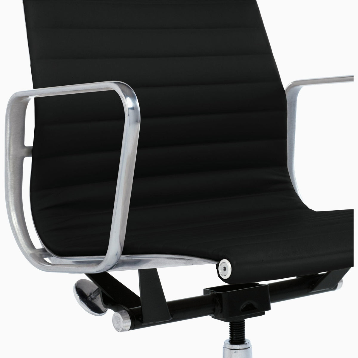 Eames Aluminum Group Management Chair task chair herman miller 