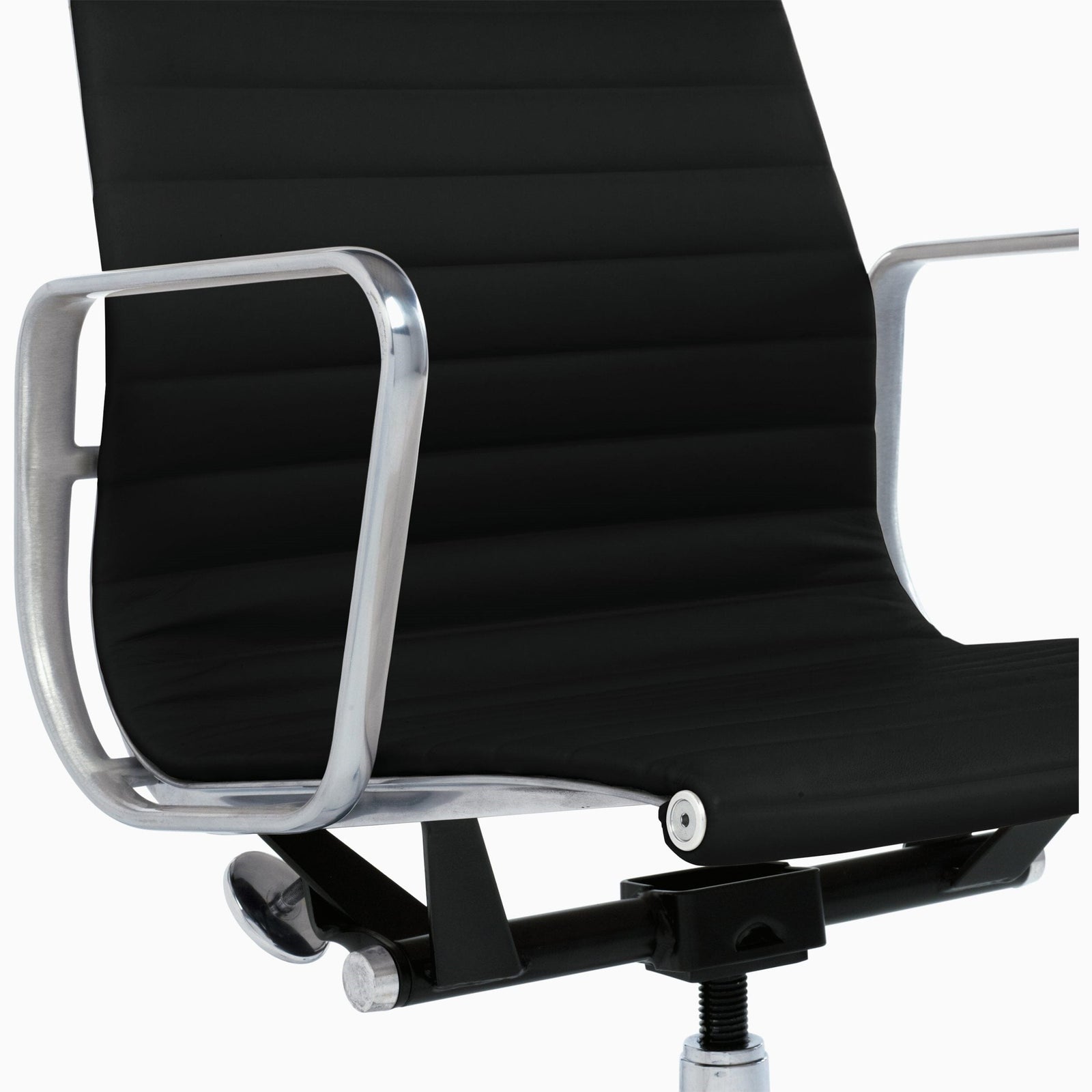 Eames Aluminum Group Management Chair task chair herman miller 