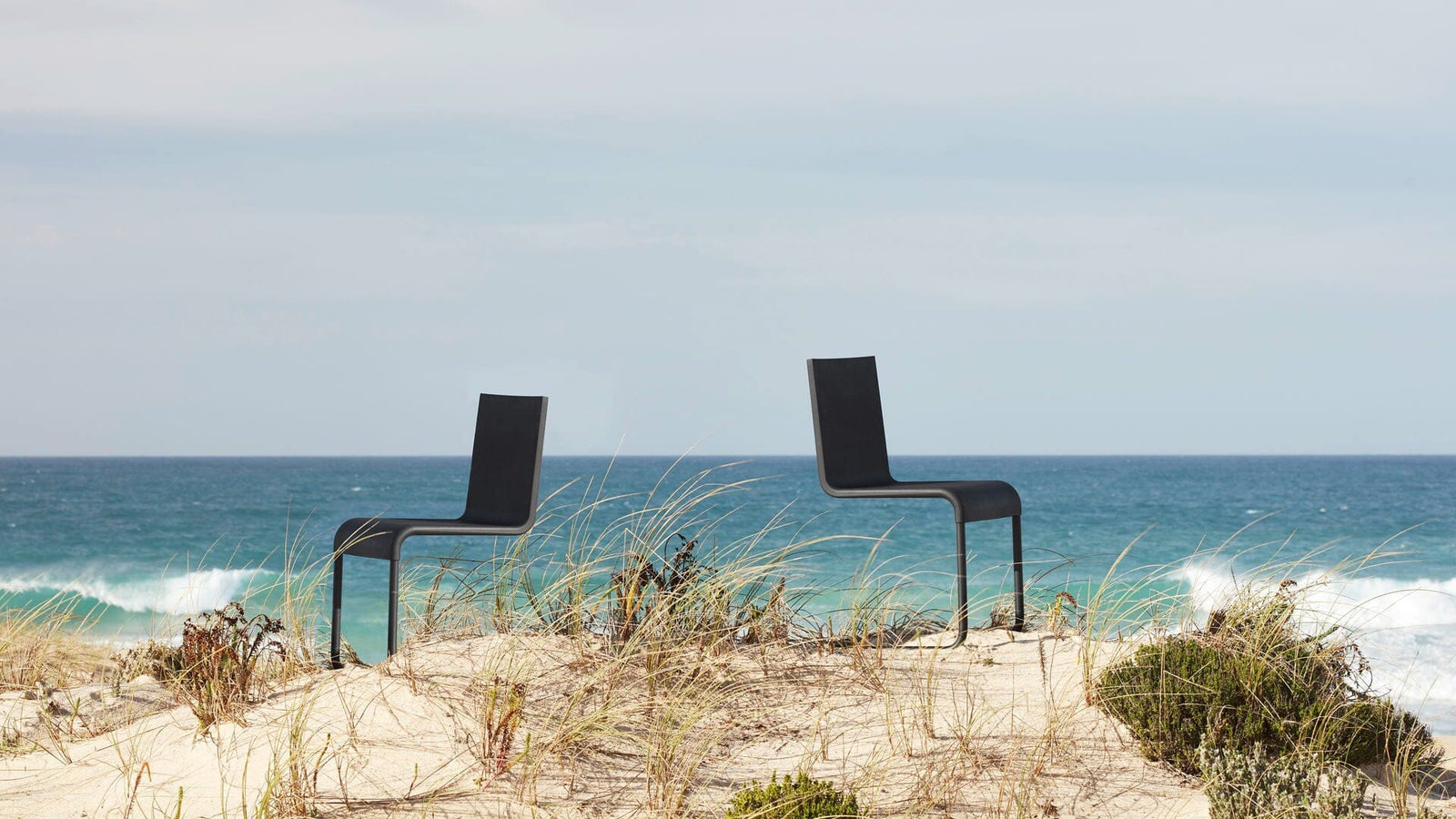 .05 Chair Side/Dining Vitra 