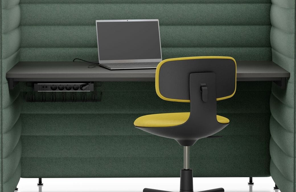 Alcove Plus Desk Desk's Vitra 