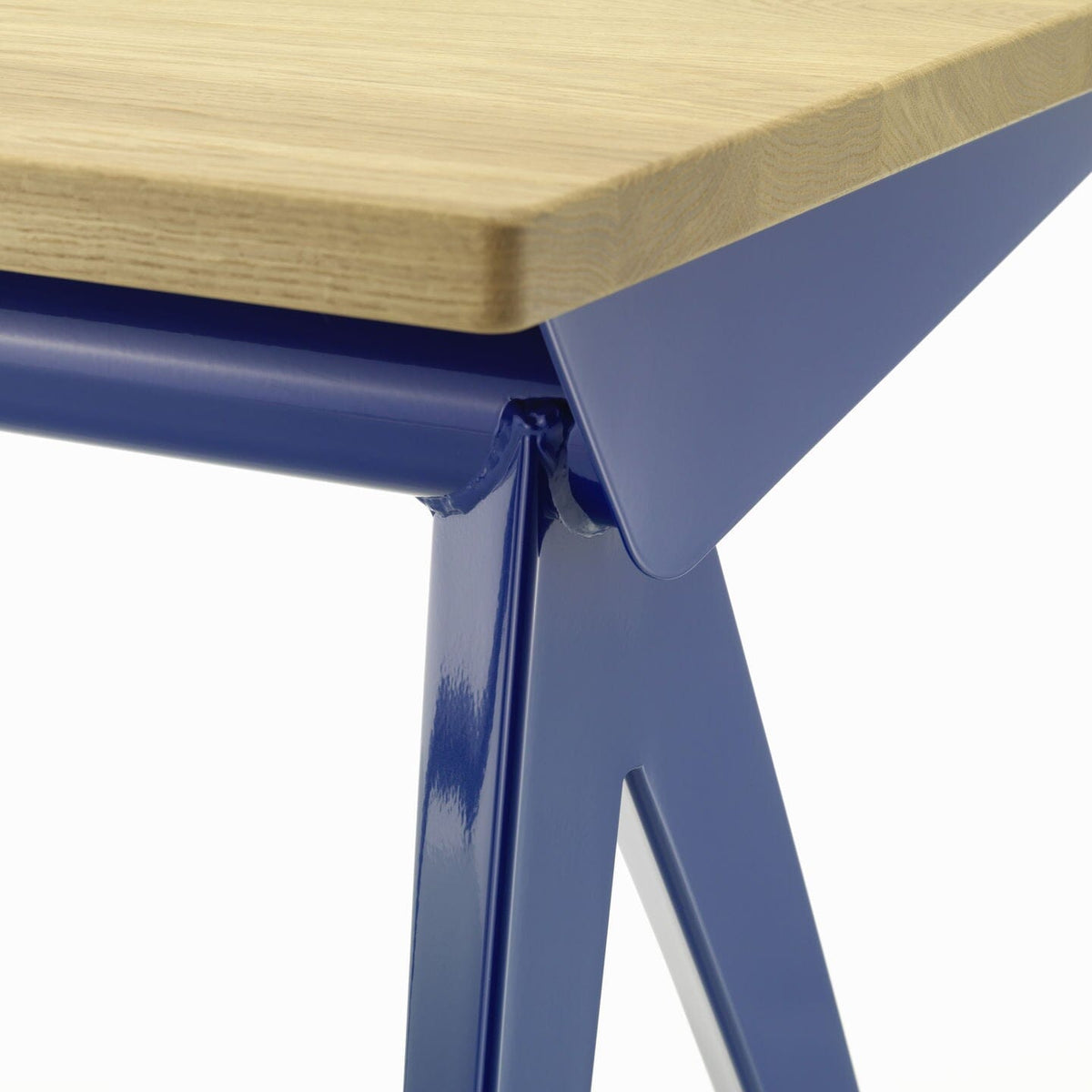 Compas Direction Table Desk&#39;s Vitra 