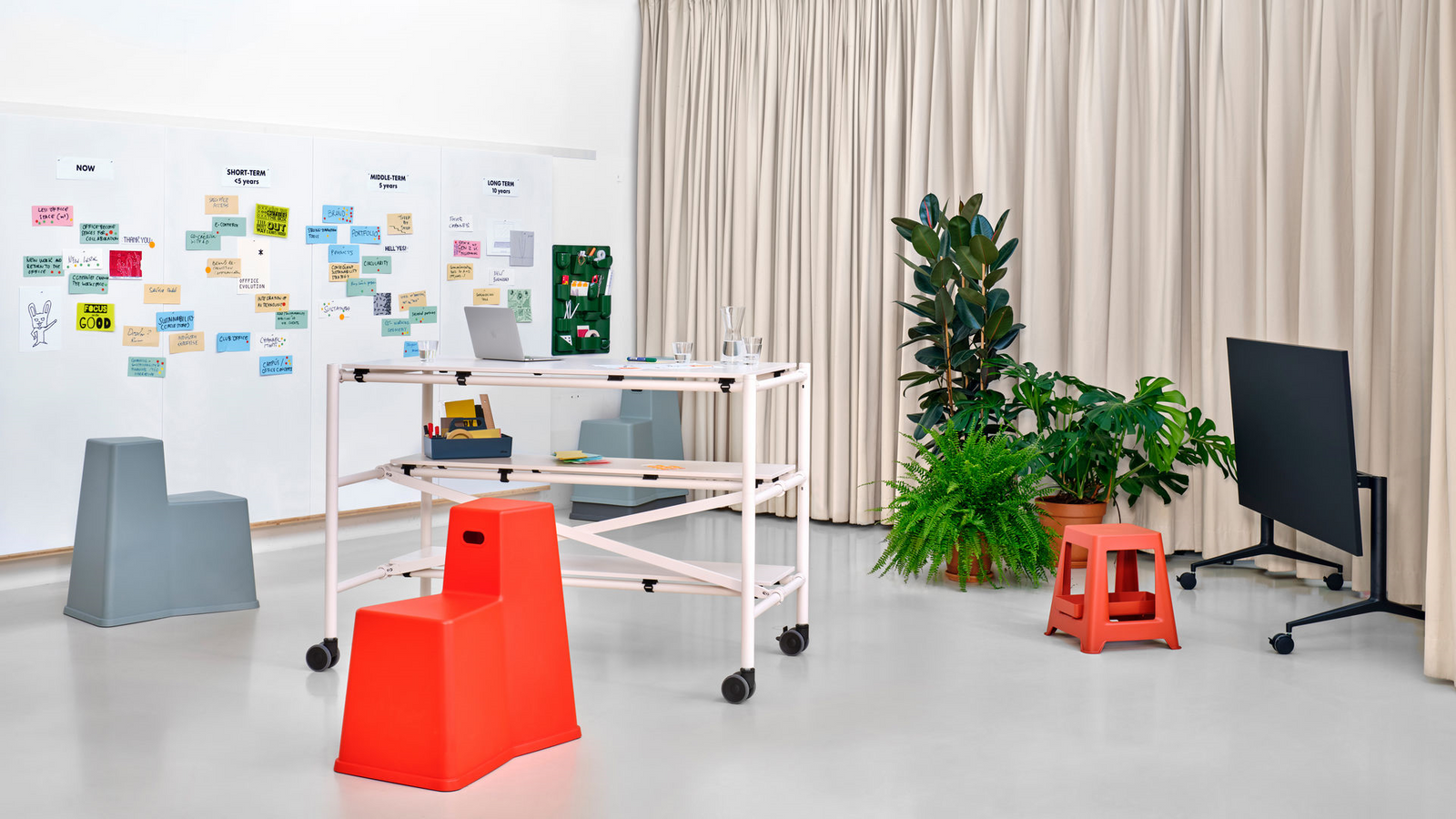 MedaMorph Folding Table Dining Tables Vitra 