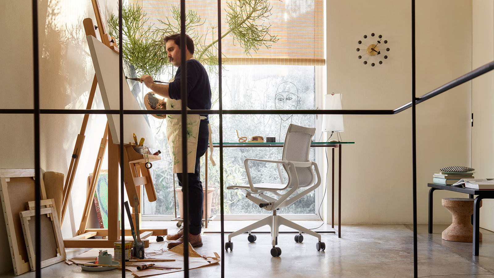 Nelson Ball Clock - Black / Brass Clocks Vitra 