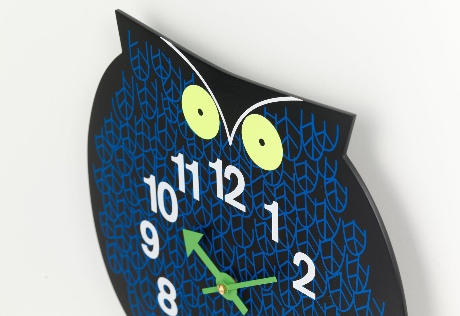 Omar the Owl Zoo Timer Clocks Vitra 
